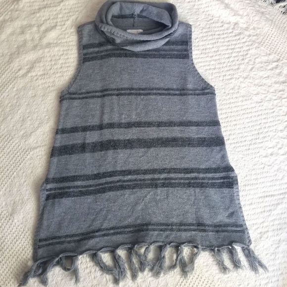 Mud Pie Grey Sleeveless Cowl Neck Sweater with Tassles - Picture 1 of 5